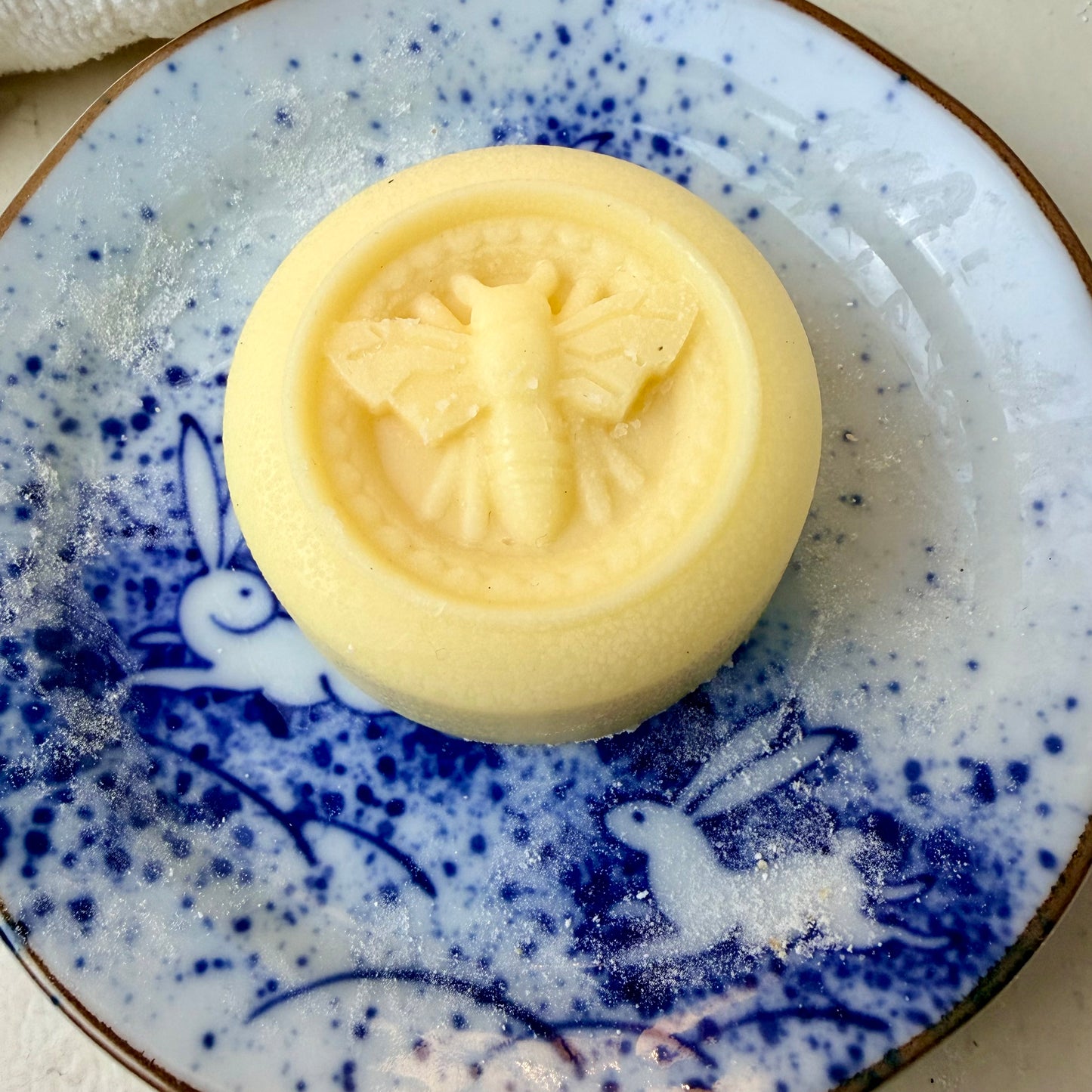 Honey Bee Lotion Bar